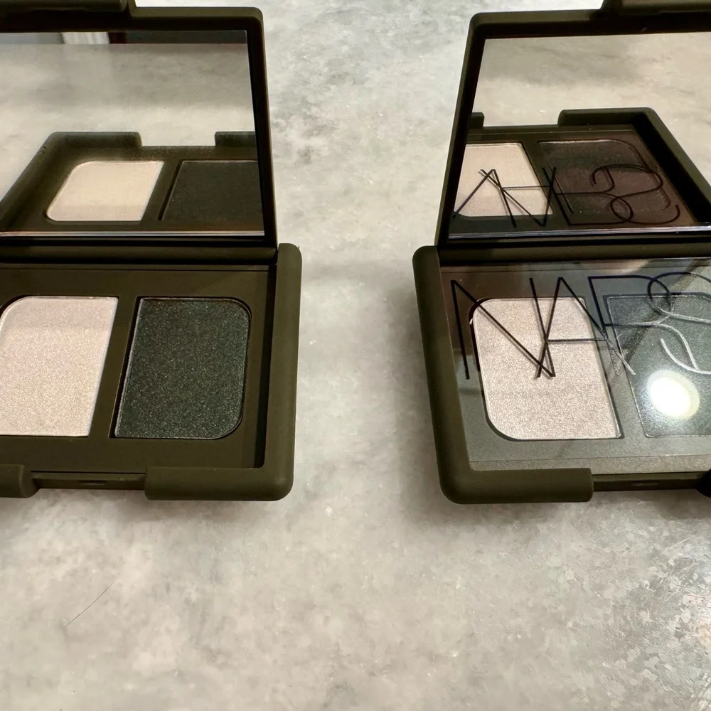 NARS x CHARLOTTE GAINSBOURG eyeshadow set of two! 🇫🇷 - Picture 3 of 4